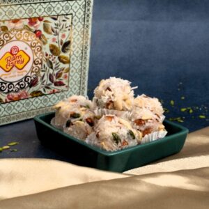 Mewa nariyal Laddu